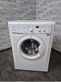 Стиральная машина Indesit IWSD 5085 Стиральная машина Indesit IWSD 5085